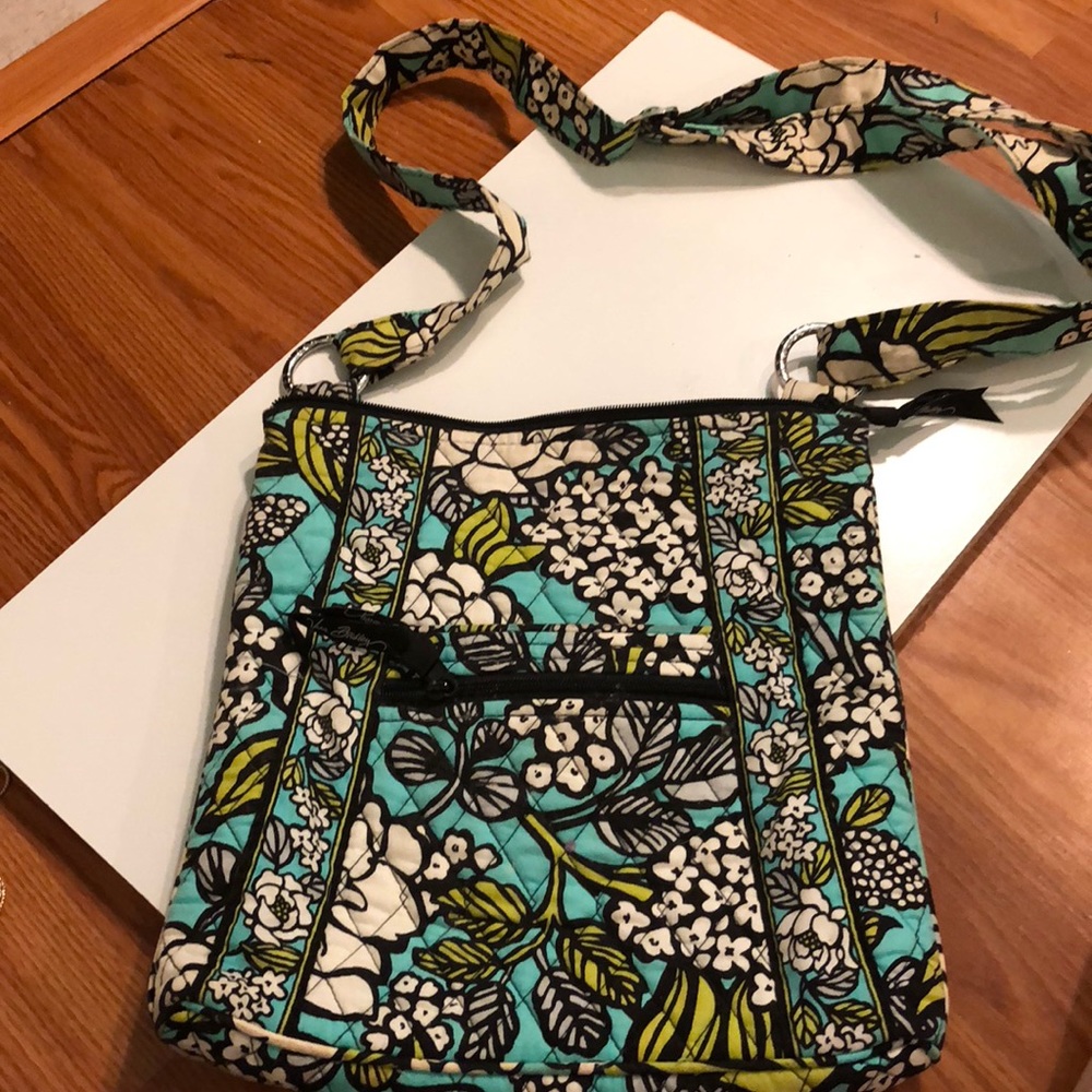 Vera Bradley crossbody bag